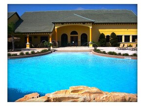 Casa geminada, 5 quartos | Piscina externa