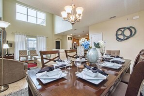 House, 5 Bedrooms | In-room dining - Paradise Palms 2936 (Kissimmee)