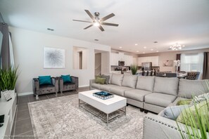 别墅, 5 间卧室 | 客厅 | 平板电视