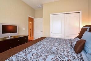 Townhome, 5 Bedrooms | 5 bedrooms, iron/ironing board, internet