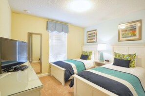 House, 6 Bedrooms