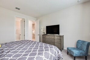 Villa, Multiple Beds