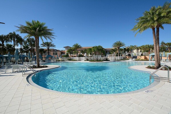 House, Multiple Beds | Outdoor pool