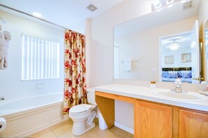 Townhome, 4 Bedrooms | Bathroom