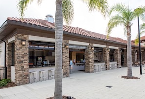 Pientalo, 5 makuuhuonetta | Kahvila