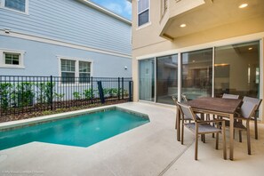 Outdoor pool - Reunion 7770 (Kissimmee)