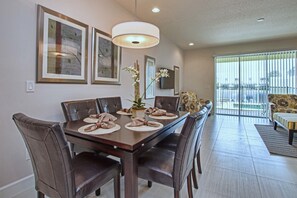 Townhome, 3 Bedrooms | In-room dining