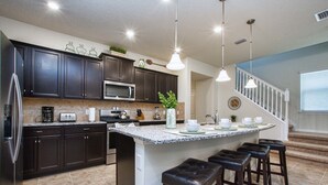 Townhome, 5 Bedrooms | Private kitchen - Solterra 4638 (Davenport)