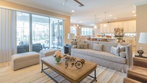 Villa, 6 Bedrooms | Living area
