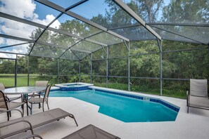 Indoor pool - Sandy Ridge 280 (Davenport)