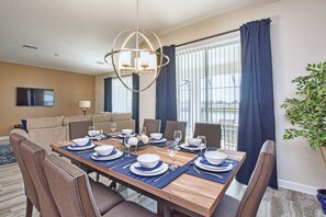 House, 6 Bedrooms | In-room dining - Storey Lake 4763 (Kissimmee)