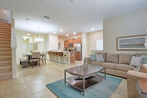 Townhome, 5 Bedrooms | Living area