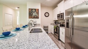 Unclassified image, 5 of 44, button - Storey Lake 3128 (Kissimmee)