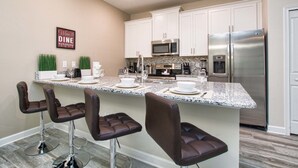 Unclassified image, 5 of 49, button - Storey Lake 4800 A (Kissimmee)