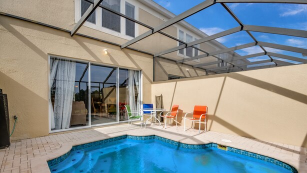 Maison mitoyenne, 3 chambres | Piscine couverte | Piscine extérieure