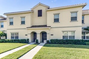 Townhome, 4 Bedrooms | Front of property - Storey Lake 4882 (Kissimmee)