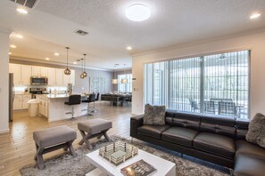 Huis, 6 slaapkamers | Woonruimte