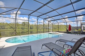 House, 6 Bedrooms | Indoor pool