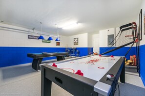 Vila, 4 quartos | Loja de presentes