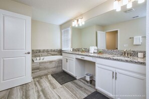 Bathroom - Storey Lake 4831 (Kissimmee)