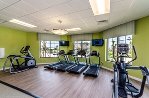 House, 5 Bedrooms | Gym