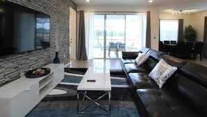 House, 5 Bedrooms | Living area | TV - Sonoma Resort 2634 (Kissimmee)