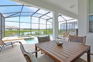 House, 6 Bedrooms | Terrace/patio