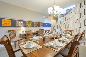 In-room dining - Veranda Palms 2625 (Kissimmee)