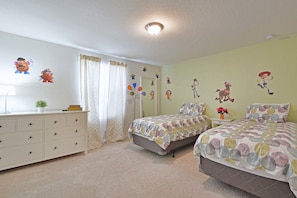Casa, 5 quartos | Quarto temático infantil