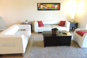 Apartment, 3 Bedrooms | Living area