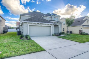 House, 6 Bedrooms | Front of property - The Shire at West Haven 999 (Davenport)