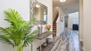 Maison, 5 chambres | Intérieur