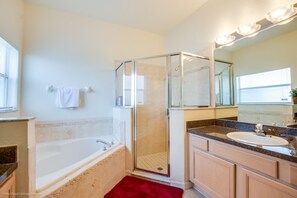 Villa, 5 Schlafzimmer | Badezimmer
