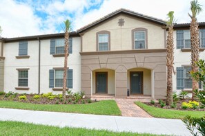 Front of property - Windsor at Westside 8908 (Kissimmee)
