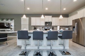 House, Multiple Beds | Private kitchen | Microwave, dishwasher - Windsor at Westside 8873 (Kissimmee)