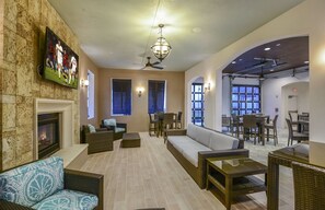 House, 6 Bedrooms | Interior