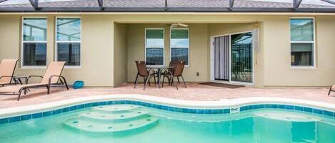 House, Multiple Beds (Fantastic 4 Bed 3 Bath Villa) | Outdoor pool