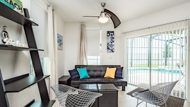 Nhà, nhiều giường (Fantastic 4 Bed 3 Bath Villa) | 4 phòng ngủ, truy cập Internet không dây miễn phí 