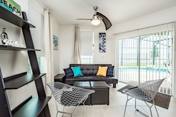 House, Multiple Beds (Fantastic 4 Bed 3 Bath Villa) | 4 bedrooms, free WiFi