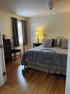 1 Schlafzimmer, Bügeleisen/Bügelbrett, kostenloses WLAN, Bettwäsche