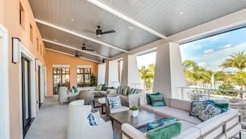 Casa, varias camas | Terraza o patio