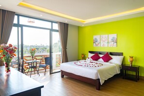 Minibar, in-room safe, desk, laptop workspace - An Bang Beach Hai An Villa (Da Nang)
