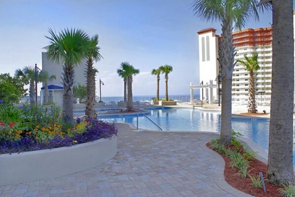 Outdoor pool, a heated pool