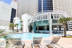 Outdoor pool, a heated pool