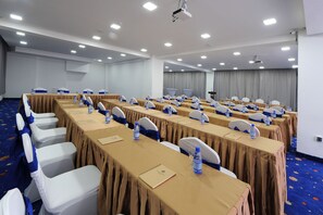 Khu phòng họp
