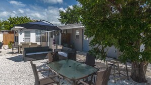 Unclassified image, 3 of 17, button - Sea Shell Beach Cottage (Indian Rocks Beach)