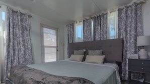 Unclassified image, 5 of 17, button - Sea Shell Beach Cottage (Indian Rocks Beach)