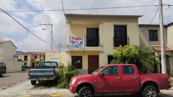 Fachada del alojamiento