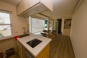 Restaurant - Caves B&B (Guanshan)