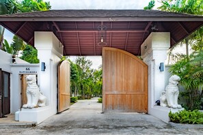 ทางเข้าที่พัก